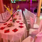 酒店 London Restaurant 4*