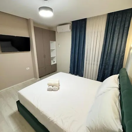 Hotel London Restaurant 4*