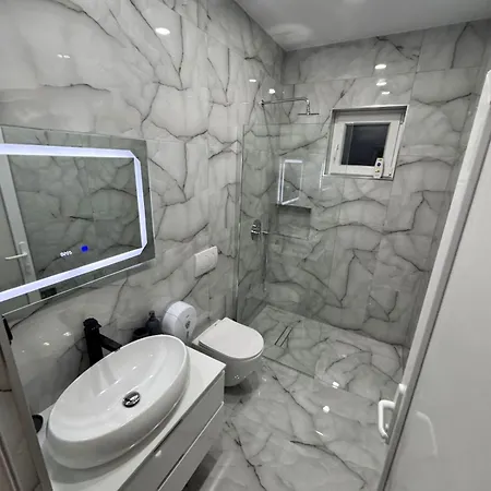 Hotel London Restaurant 4*