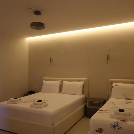 London Restaurant 4* Kukes