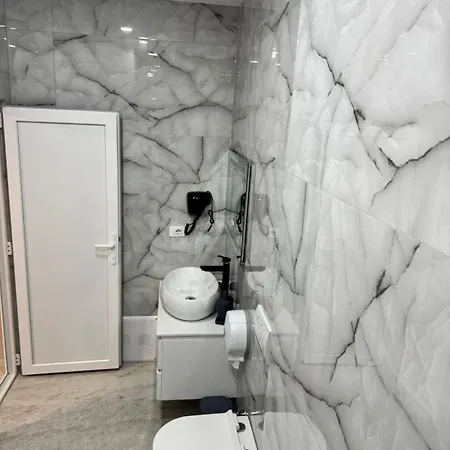 Hotel London Restaurant 4*