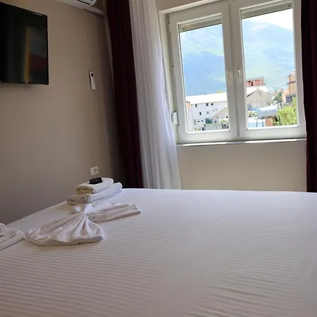 London Restaurant Hotel