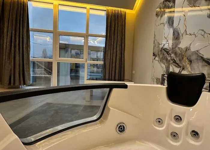 London Restaurant Kukes