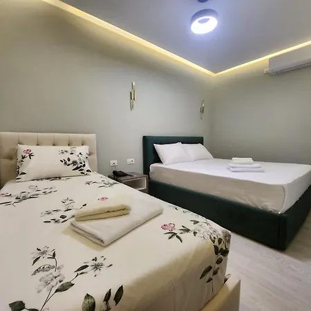 Hotel London Restaurant Kukes