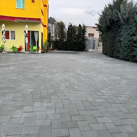 호텔 London Restaurant Kukes