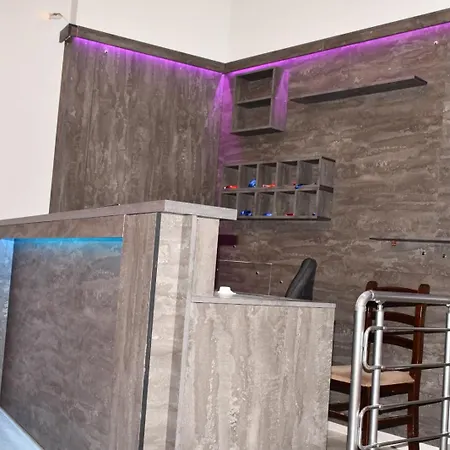 London Restaurant Hotel 4*