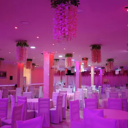 London Restaurant Hotel 4*