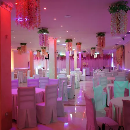 Hotell London Restaurant 4*