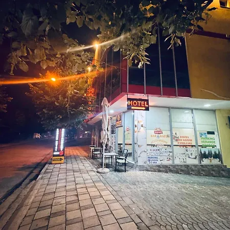 מלון London Restaurant Kukes