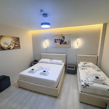 Hotel London Restaurant Kukes