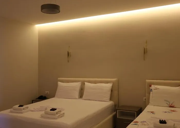 London Restaurant 4* Kukes